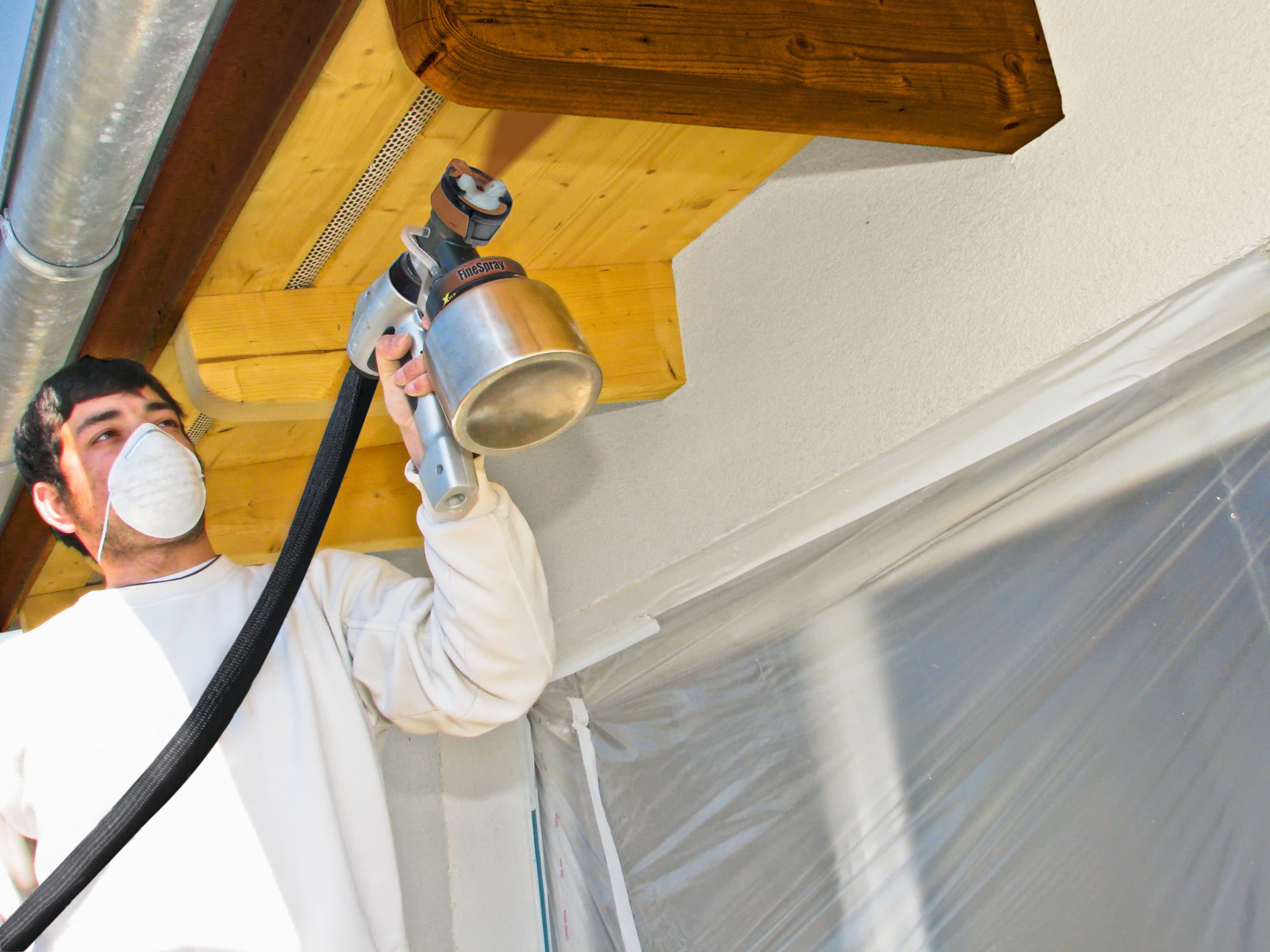 Wagner XVLP 5000 Finish Pro paint sprayer